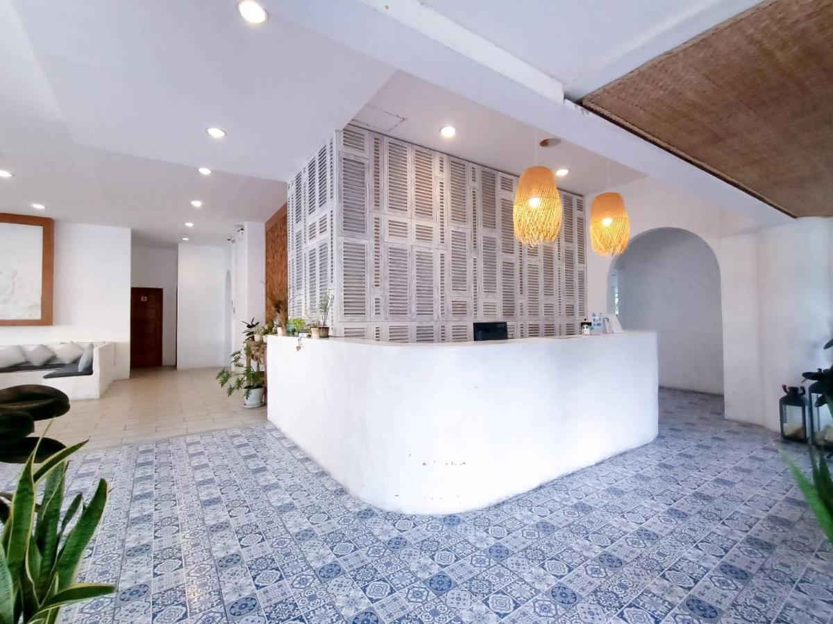 Royal View Hotel 4*