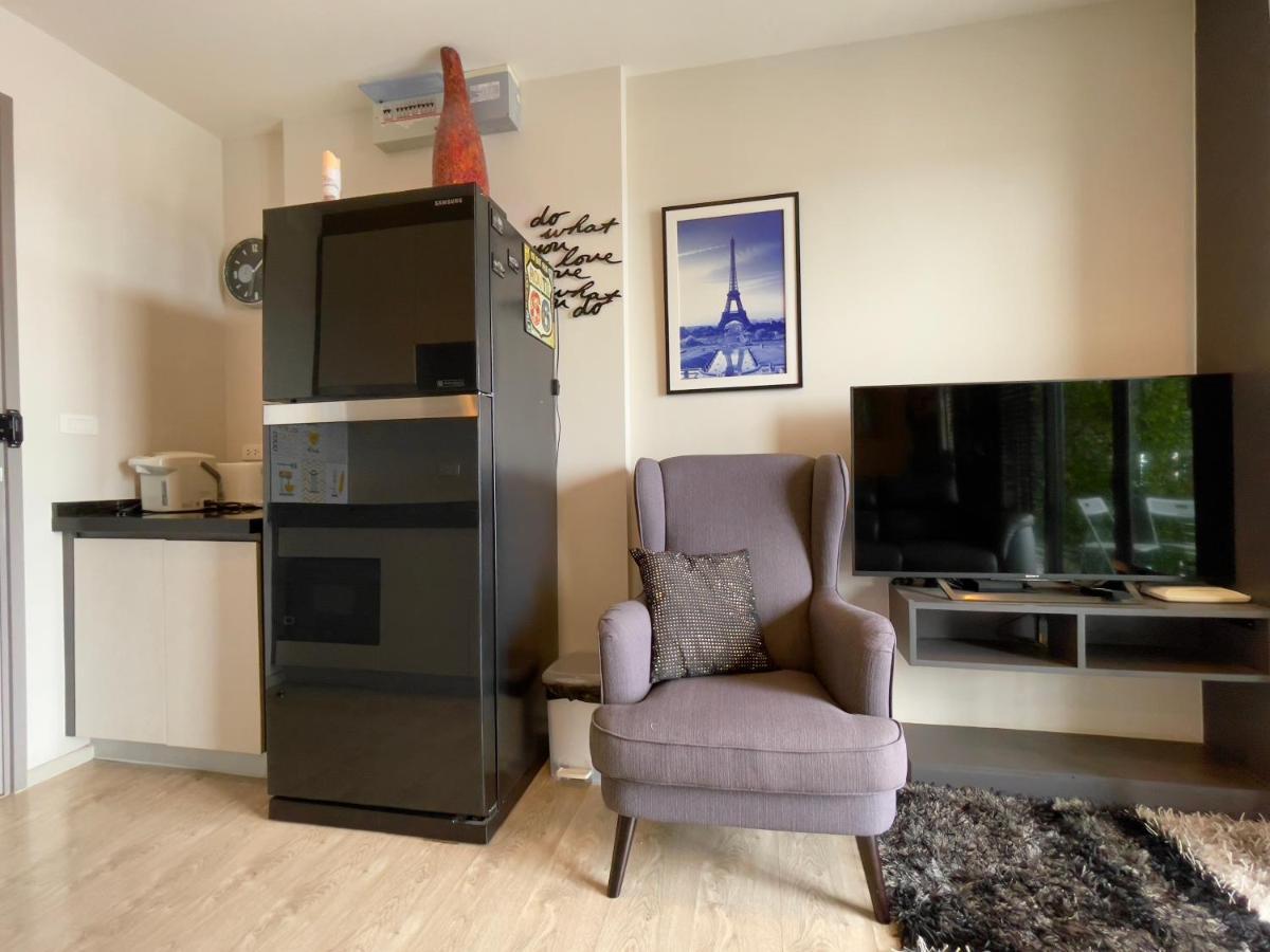 Apartment The Base Deluxe Kingsize Pattaya
