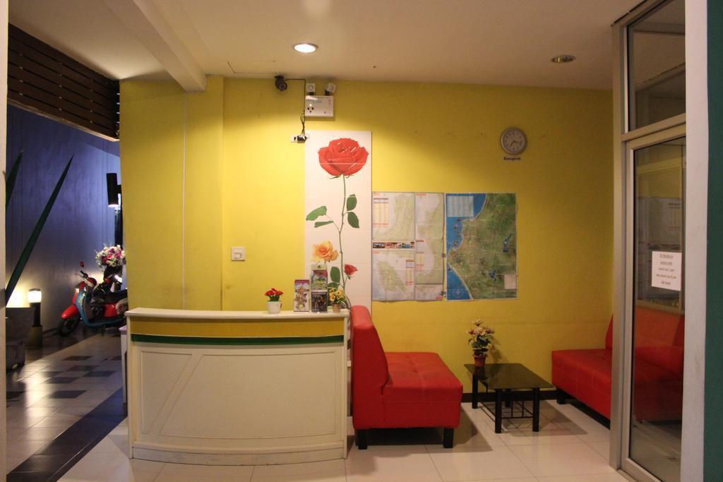 Ck Hostel *