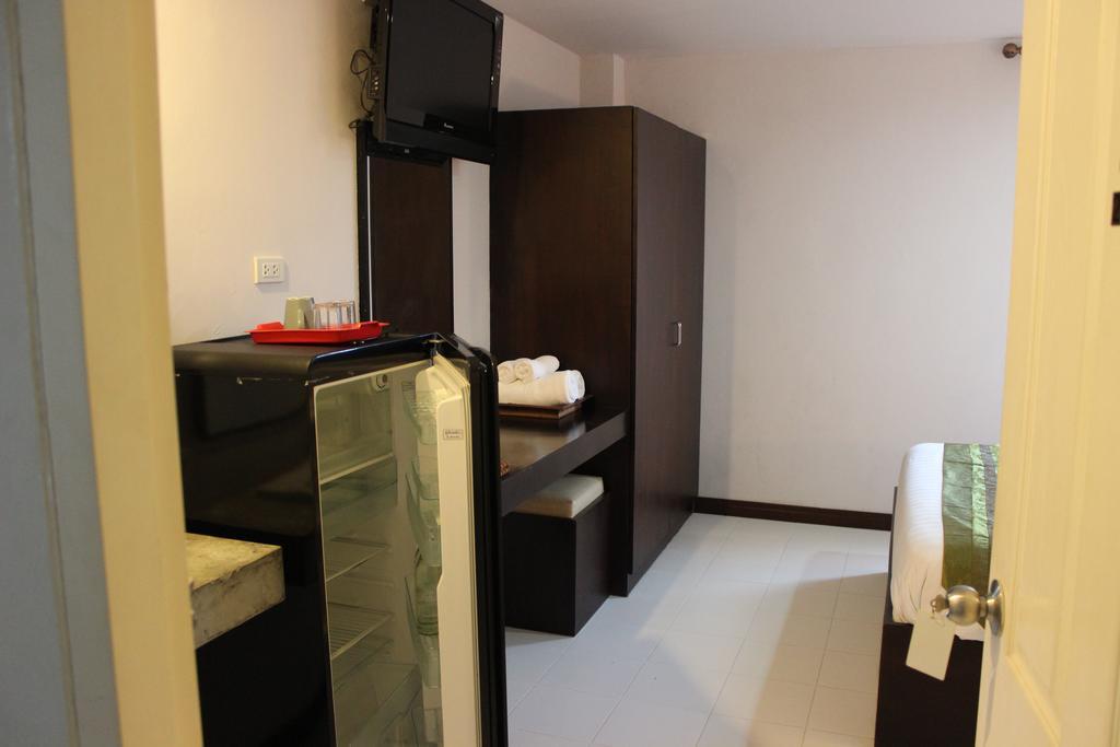 Hostel Ck *