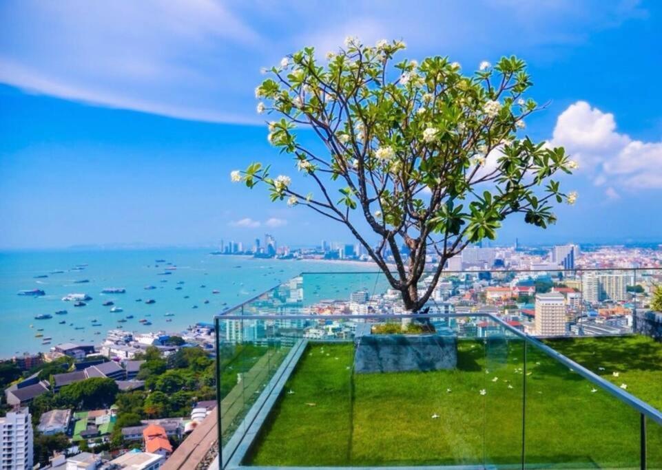 Apartment Unixx Near Walking Street Pattaya