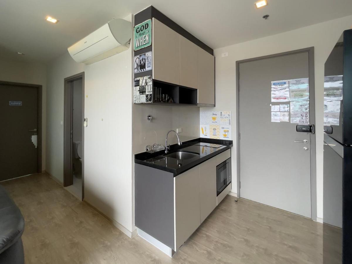The Base Deluxe Kingsize Apartment Pattaya