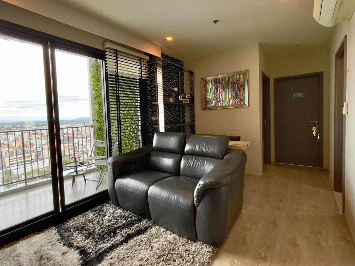 The Base Deluxe Kingsize Apartment