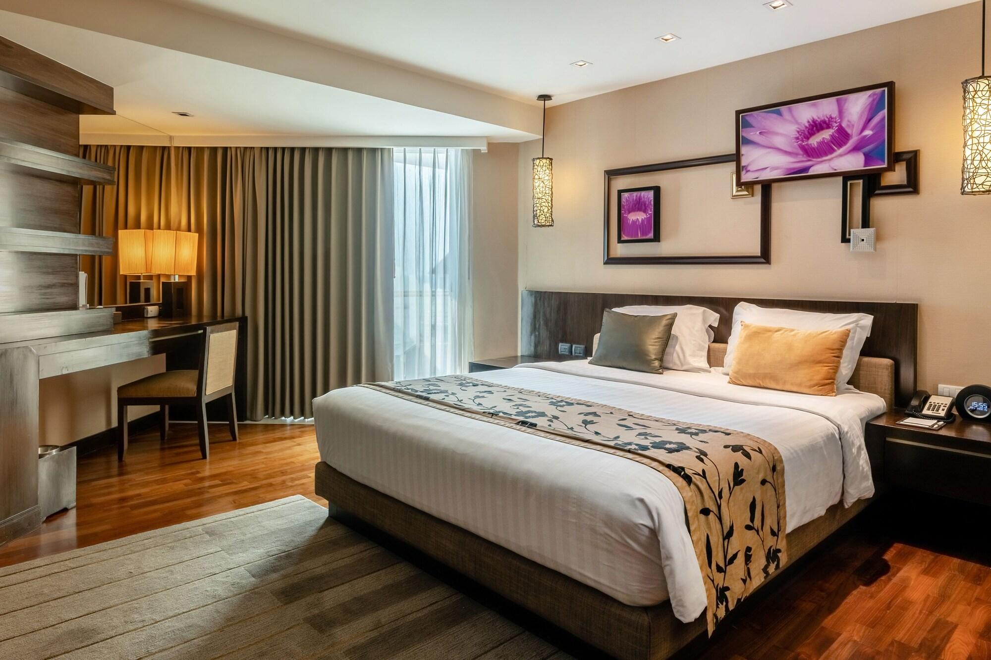 A-one Hotel 4*