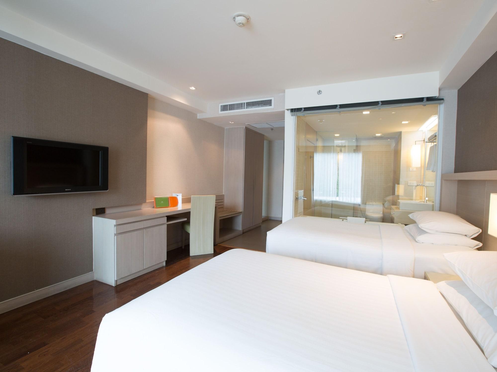Signature Hotel