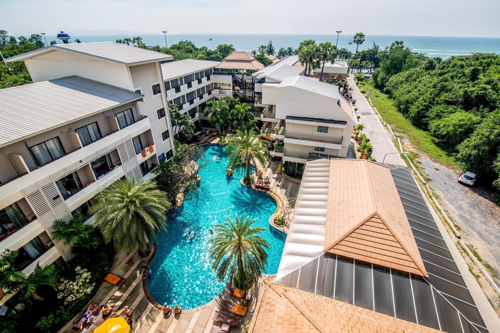 Sea Breeze Jomtien 4*