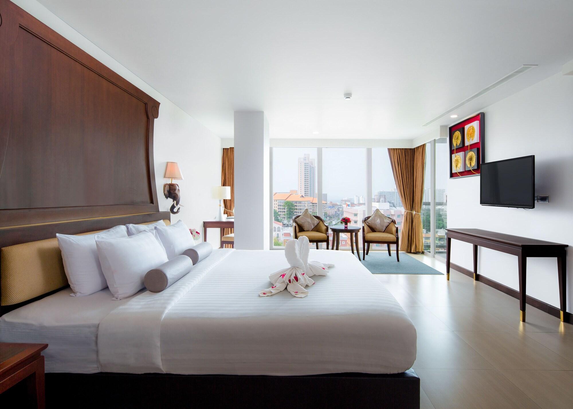 Aiyara Grand 5* Pattaya