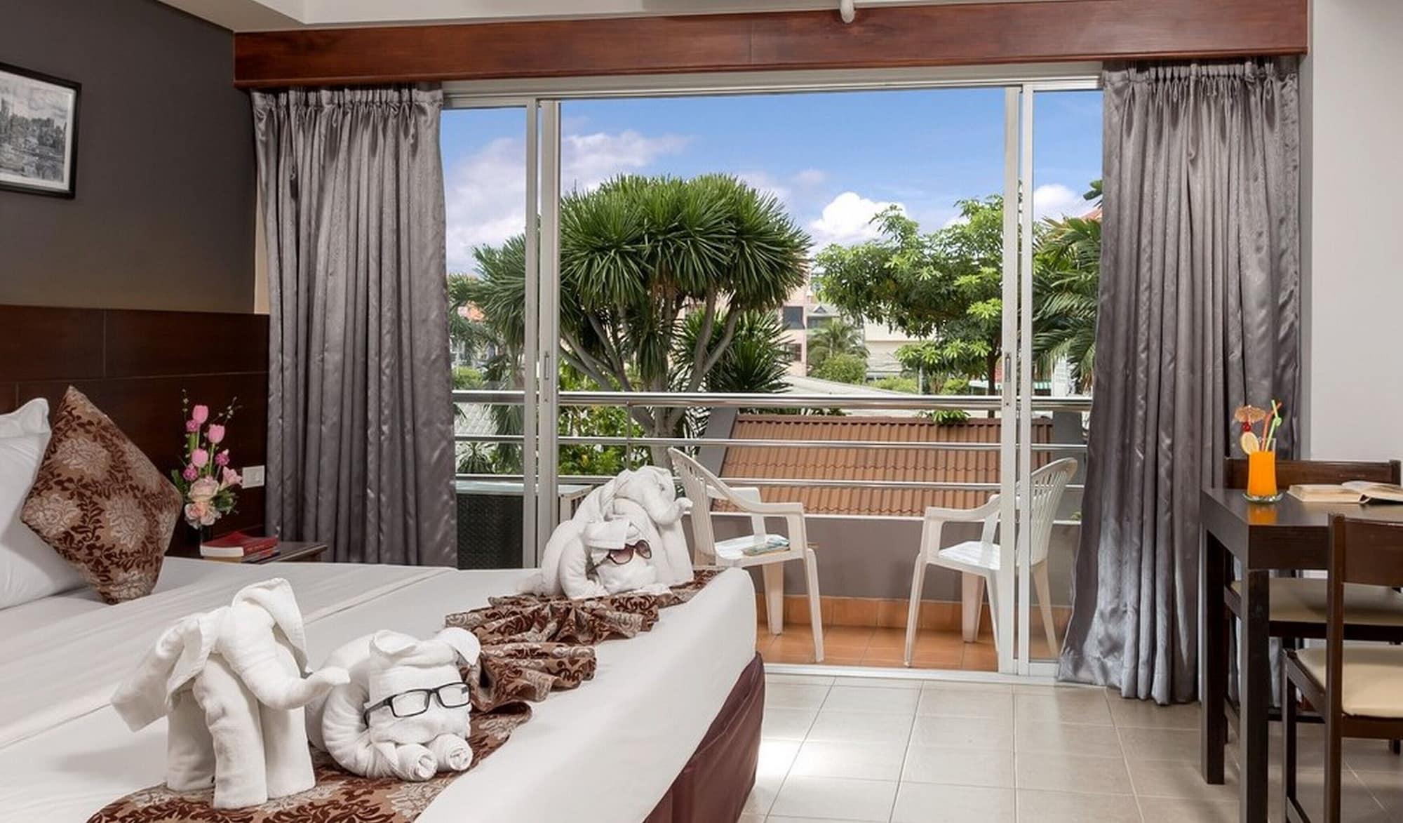 Holiday 4* Pattaya