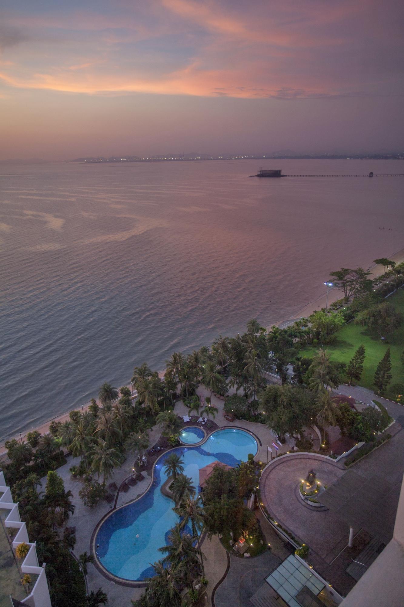 Cholchan - Sha Extra 5* Pattaya