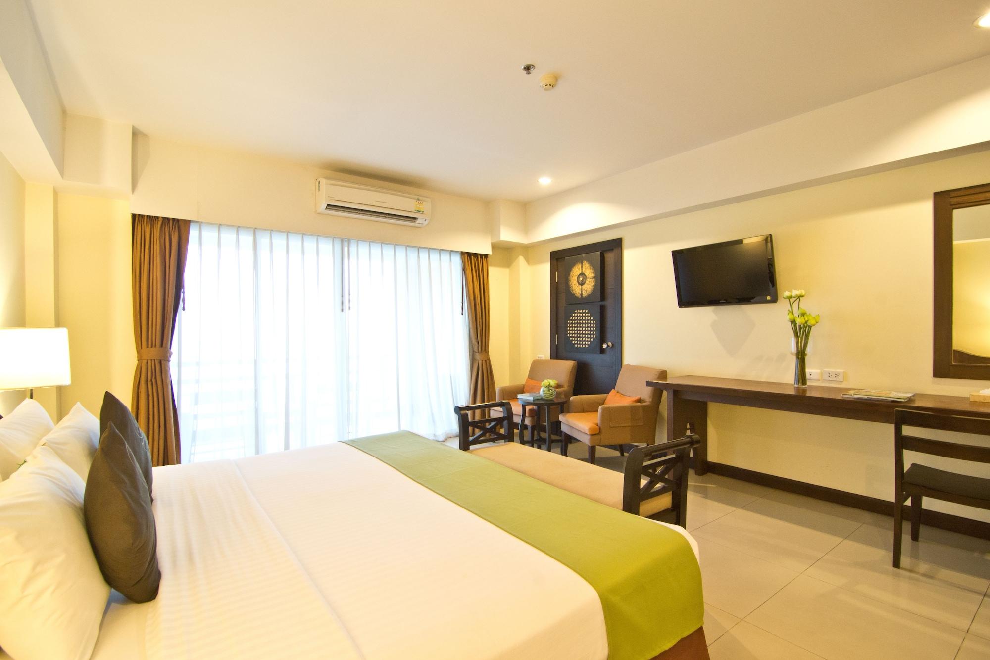 Hotel Golden Sea - Sha Extra 4*