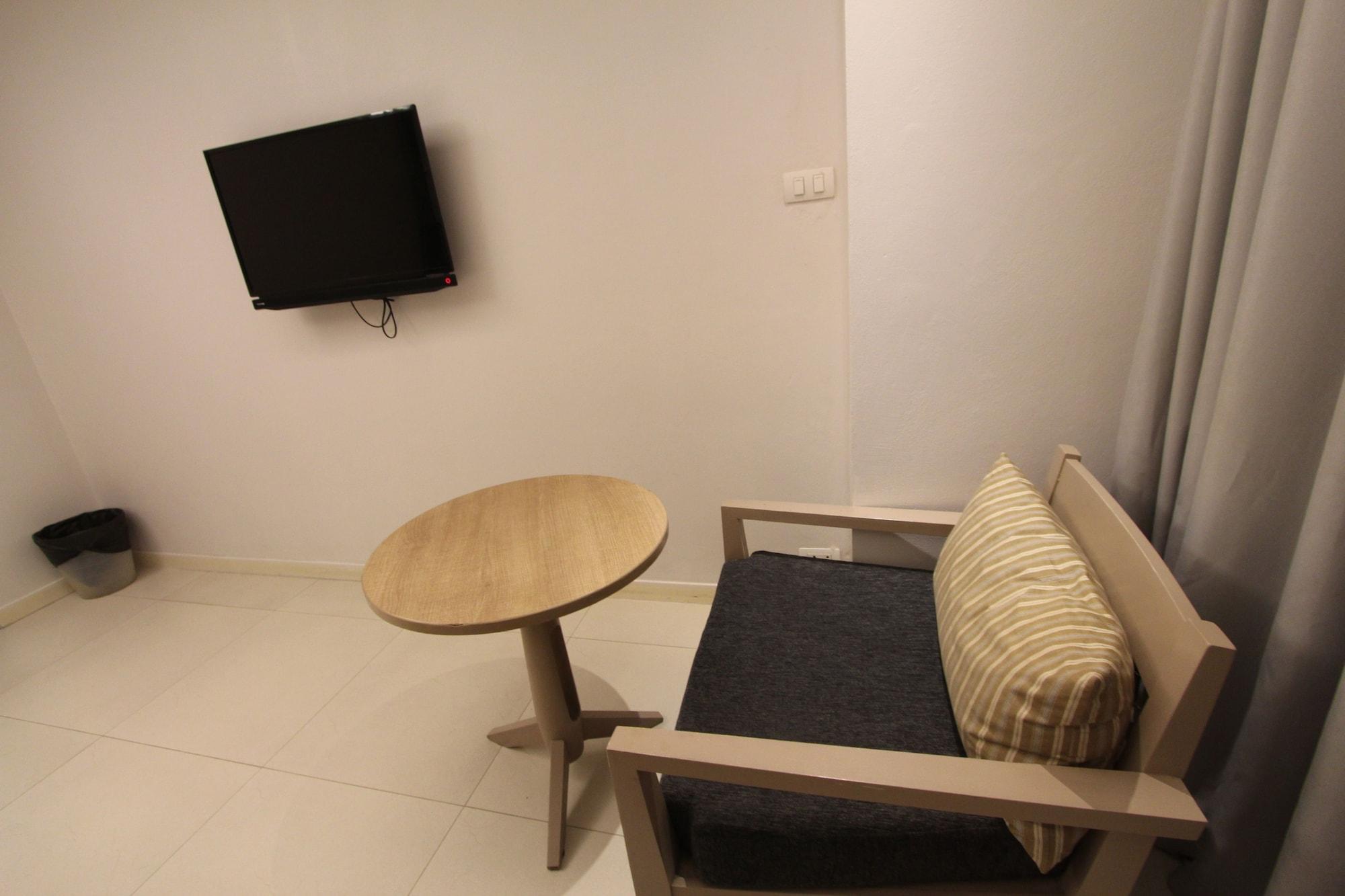 Hotel The Sun Xclusive
