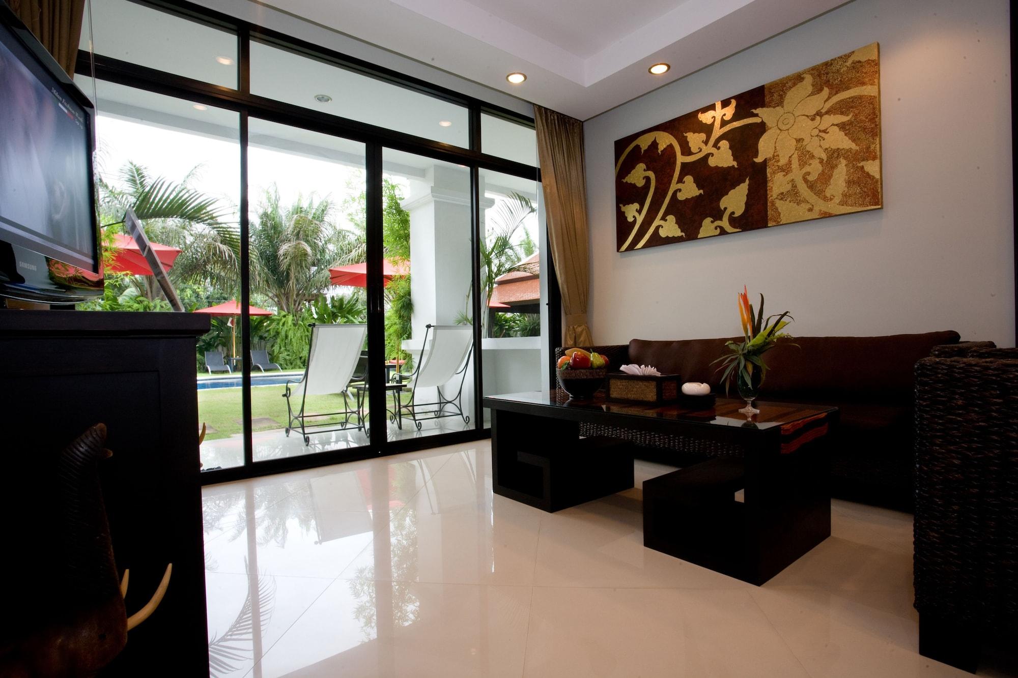 Palm Grove Resort, Pattaya Resort 4*