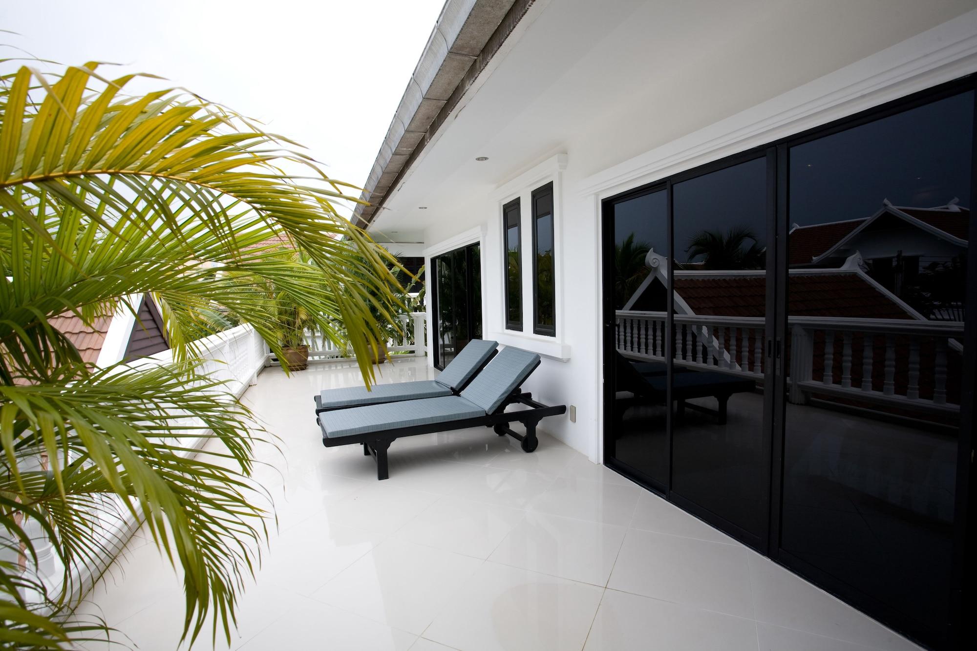 Palm Grove Resort, Pattaya Resort Na Chom Thian