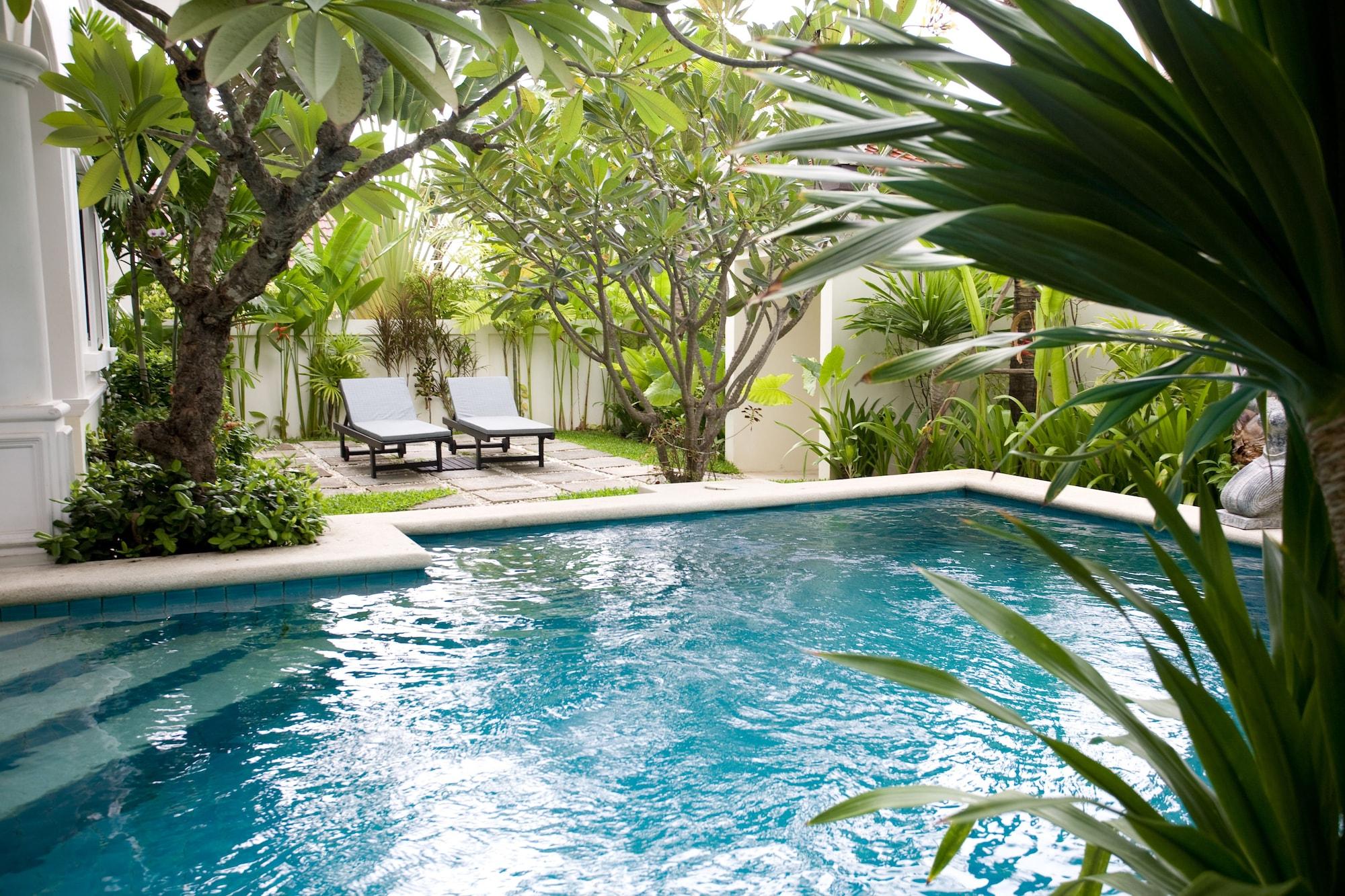 Palm Grove Resort, Pattaya 4*
