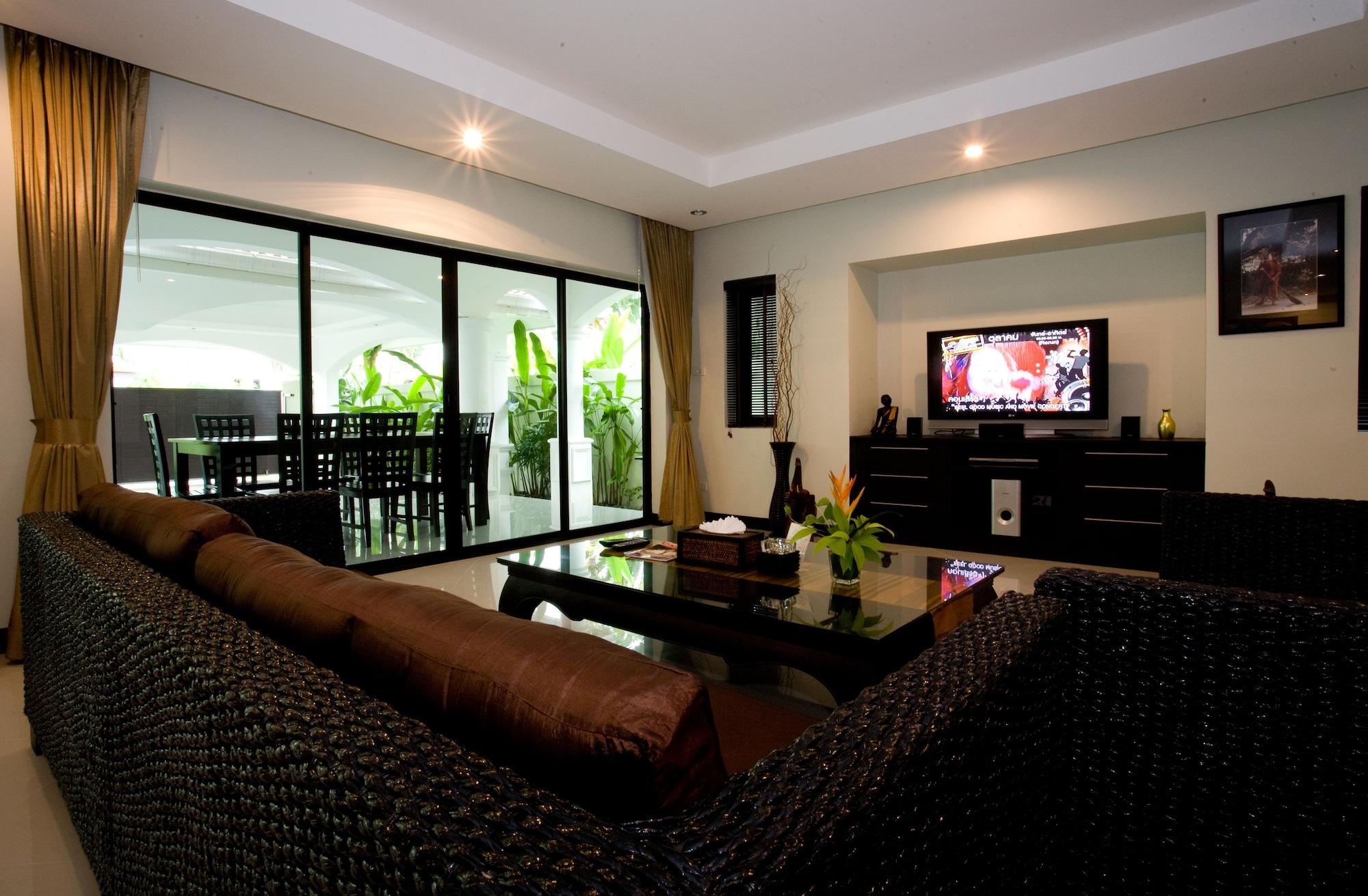 Palm Grove Resort, Pattaya 4*