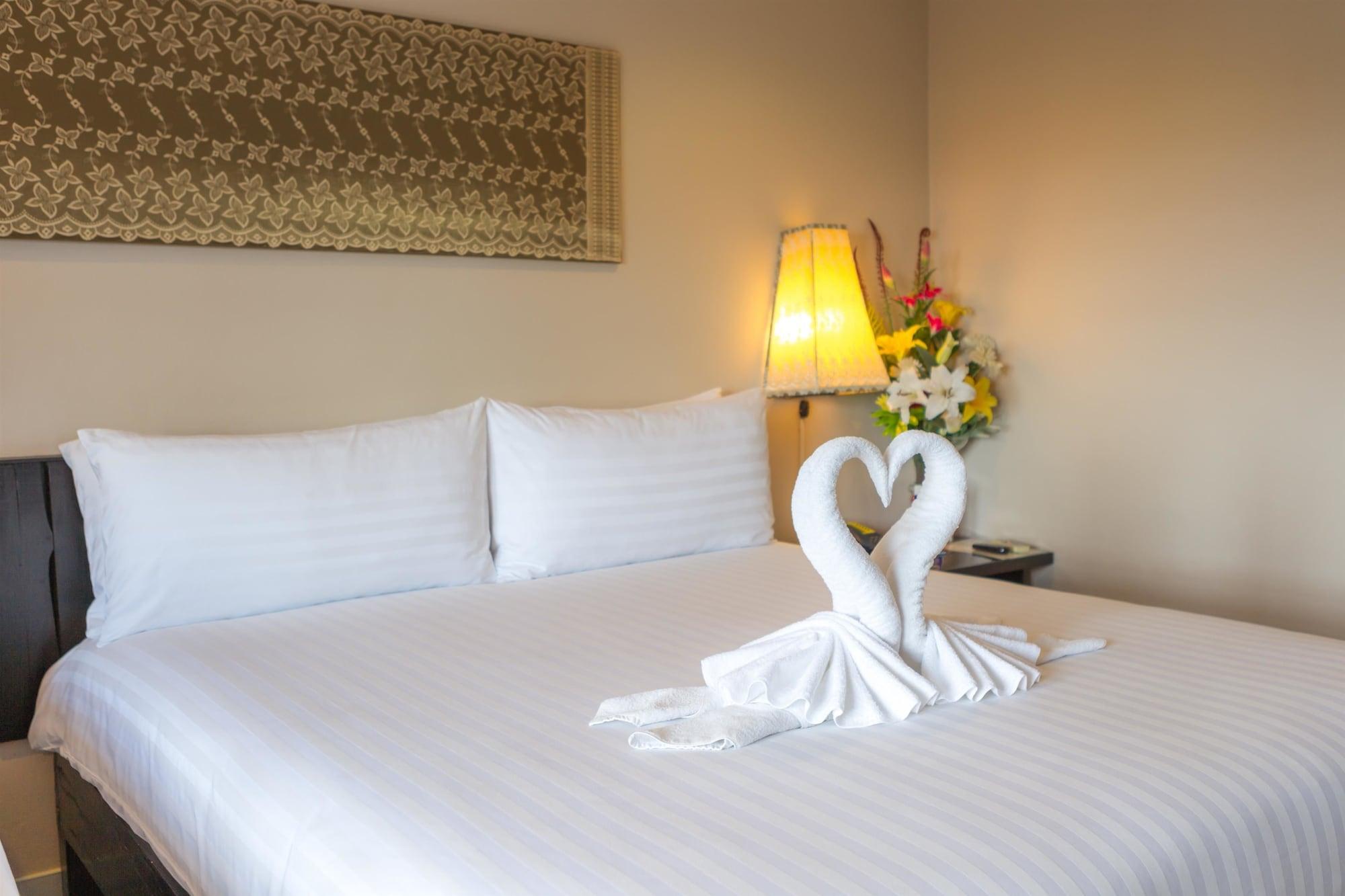 Golden Tulip Essential 4*