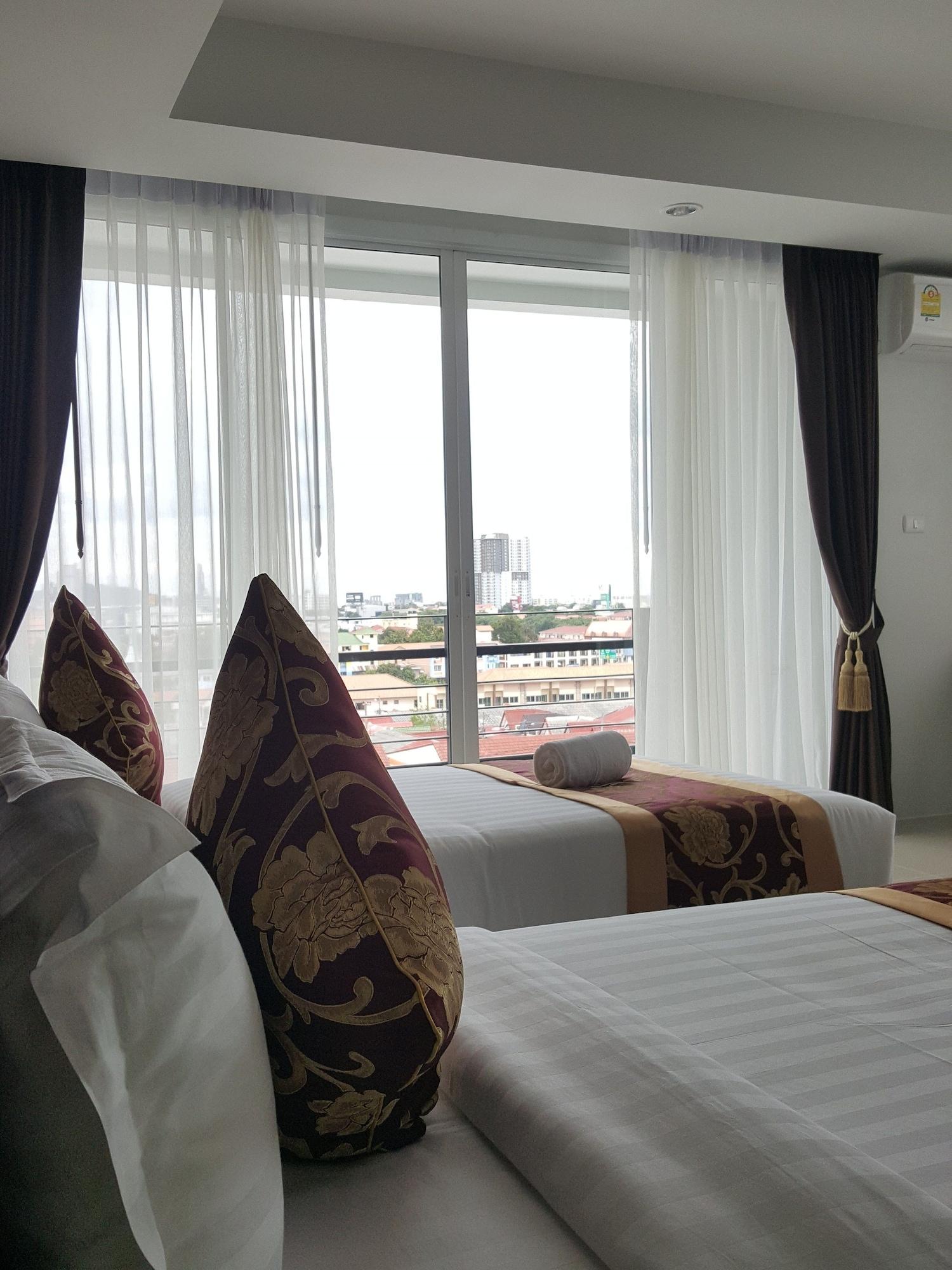 Retreat Hotel