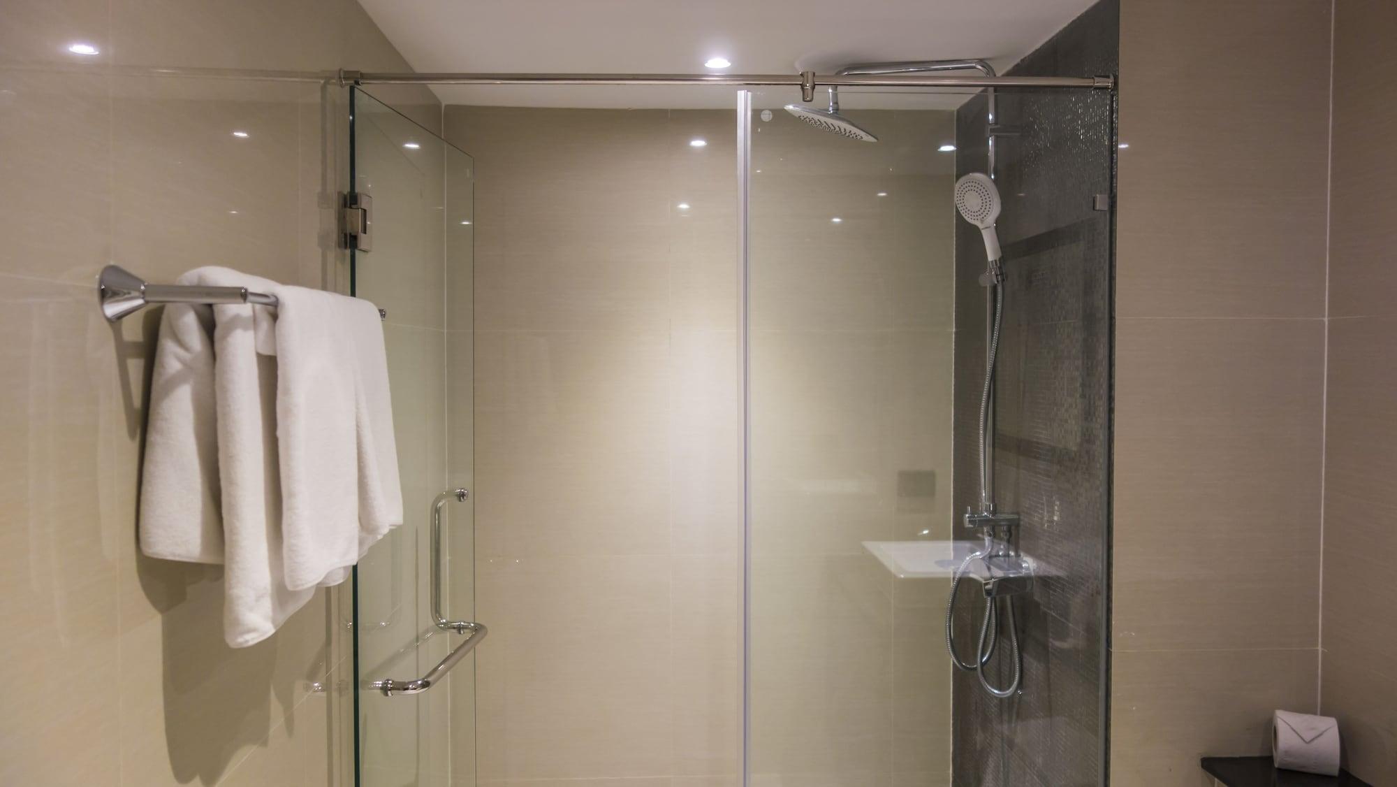 Hotel Unique Regency 4*