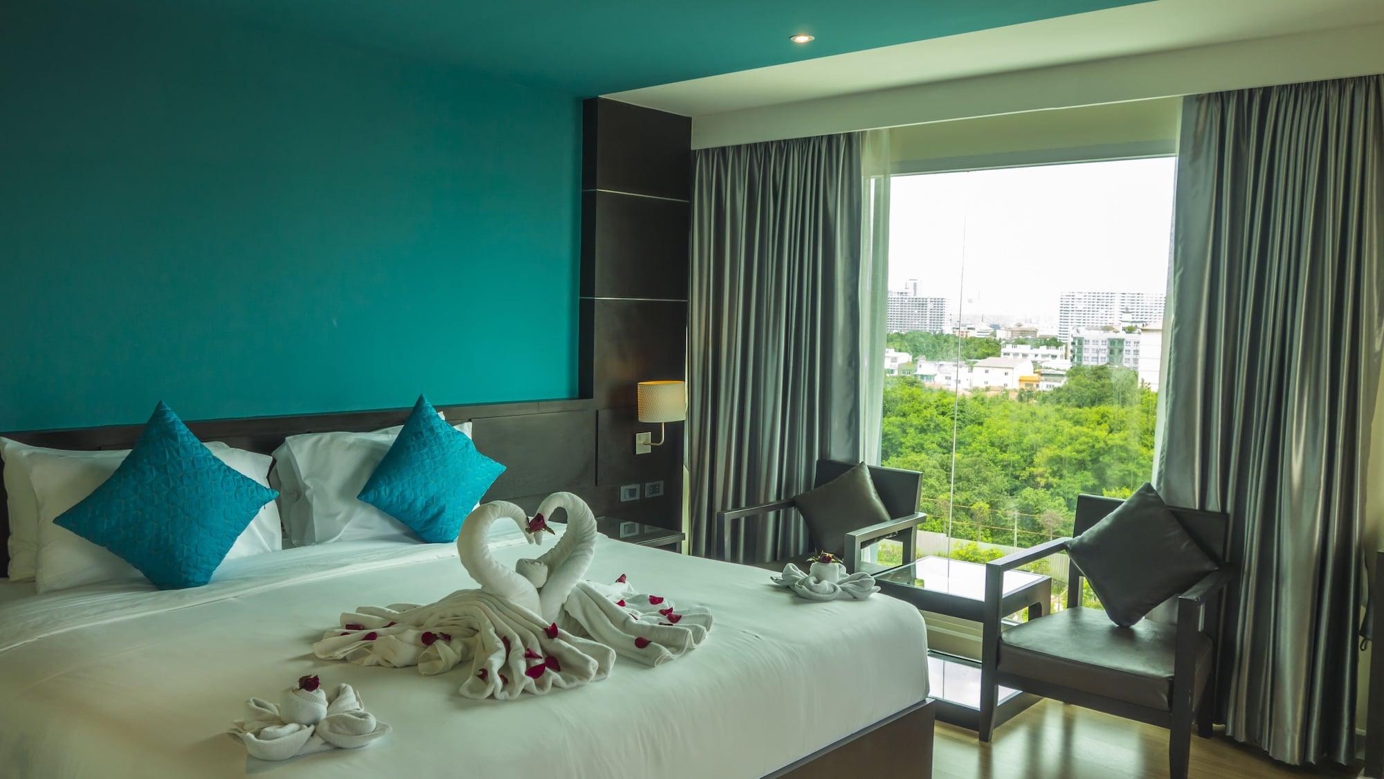 Hotel Unique Regency 4*