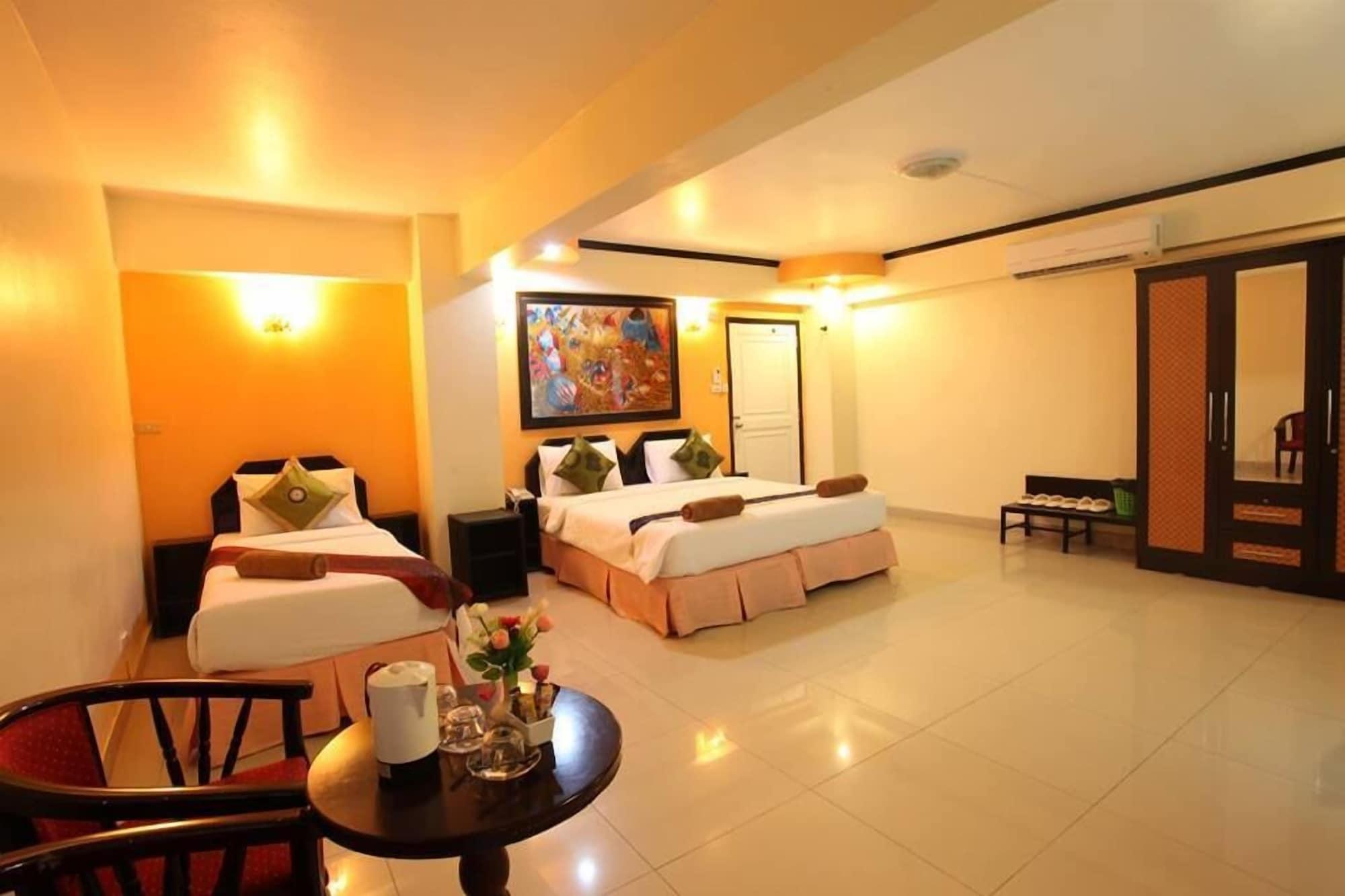 Home Pattaya Hotel