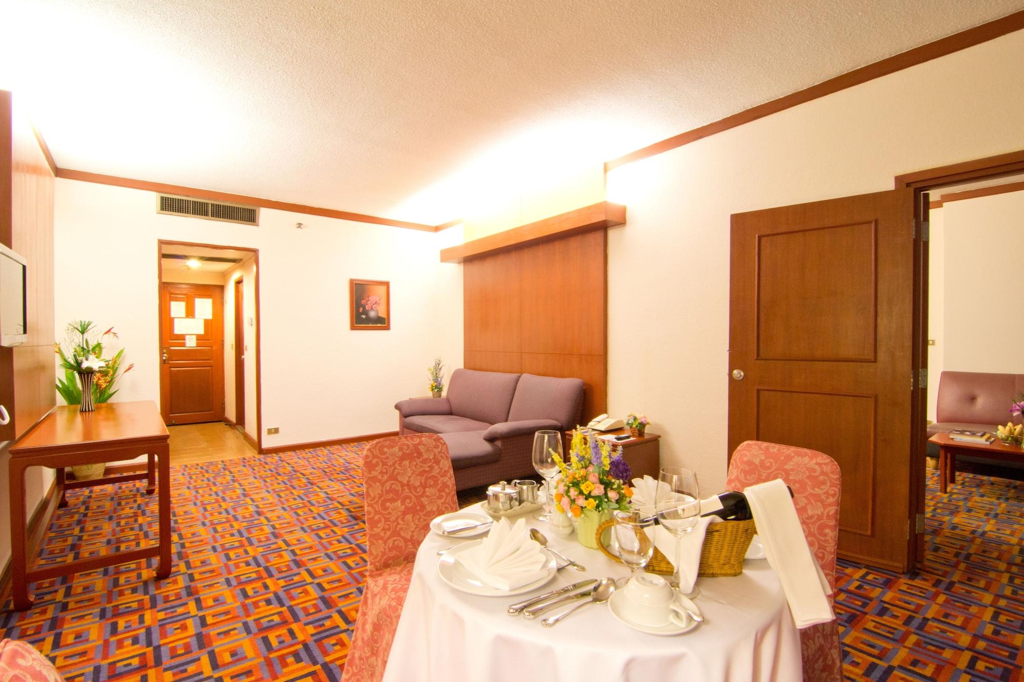 Ambassador Jomtien Ocean Wing - Sha Hotel 4*