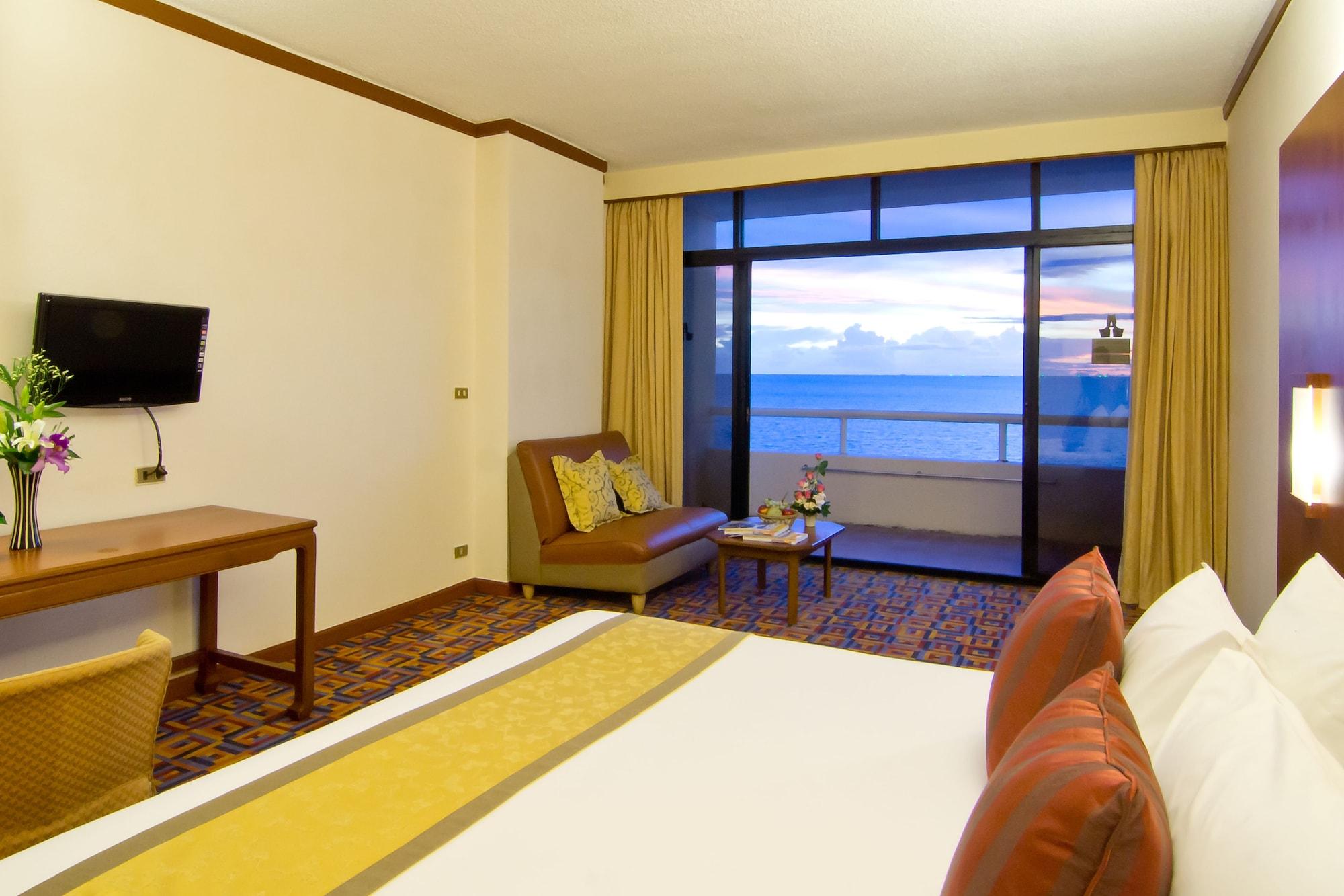 Ambassador Jomtien Ocean Wing - Sha Hotel 4*