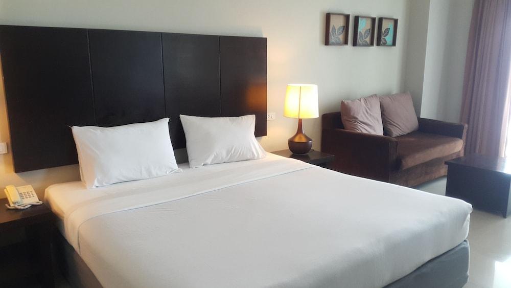 Hotel Summer Spring