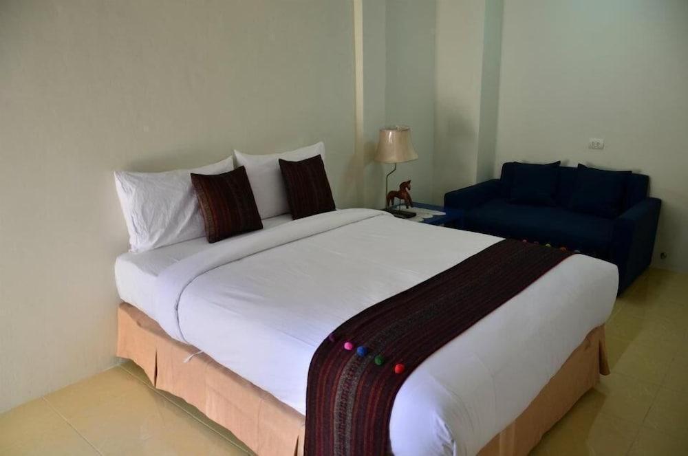 Guest house Admire House Pattaya