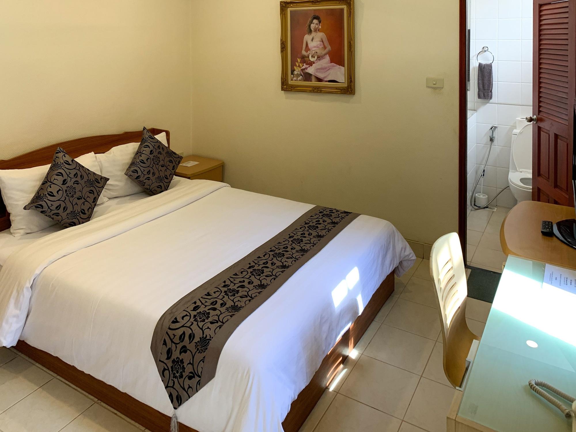 The Classroom Hotel 3*