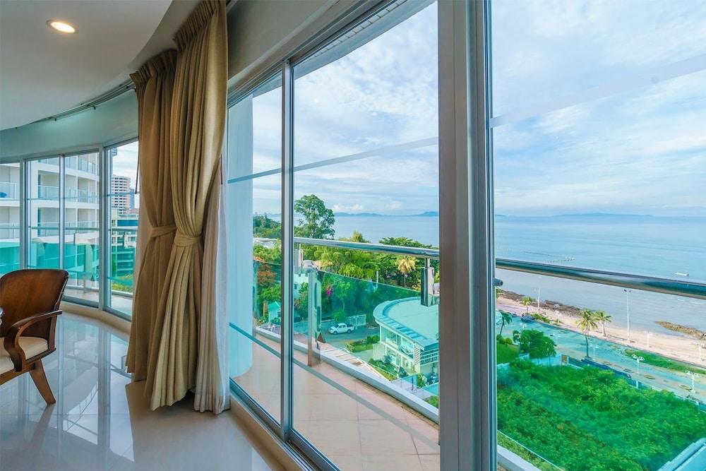 Hotel Royal View 4*