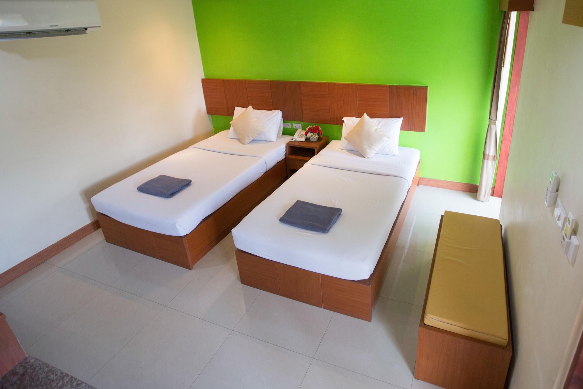 Hotel Twin Palms Pattaya, Sha Extra Certified 3*