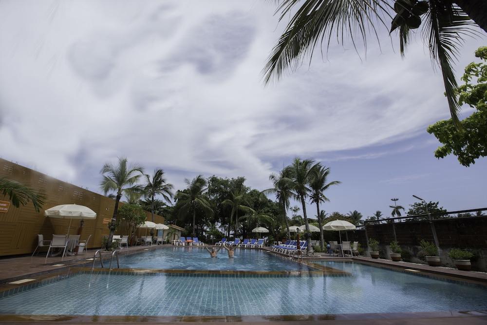 Twin Palms Pattaya, Sha Extra Certified Hotel 3*