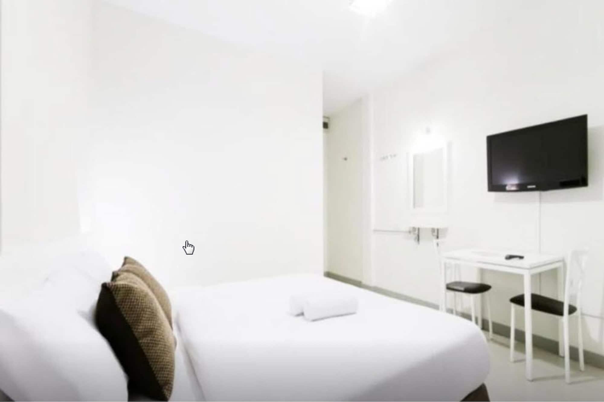 Hotel Clean 2*