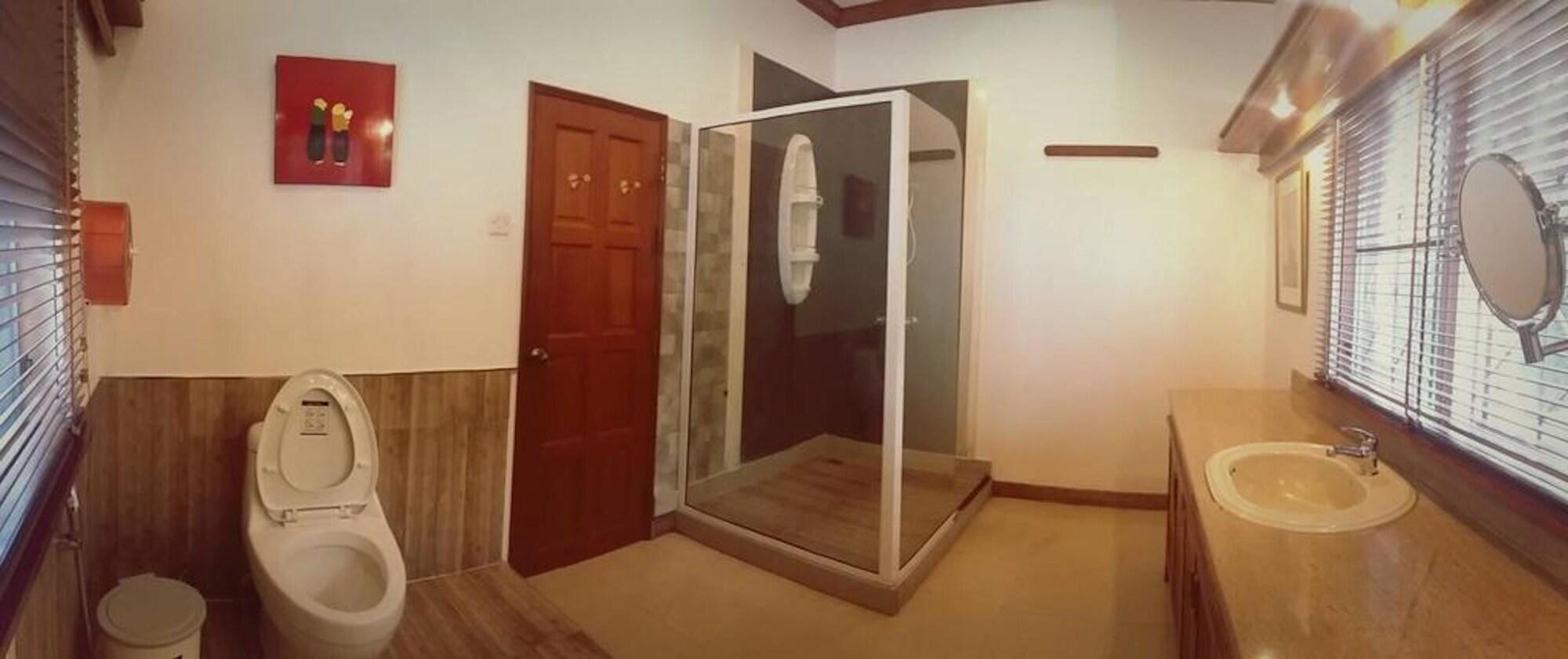 Heaven Hill Pool Guest house 3*