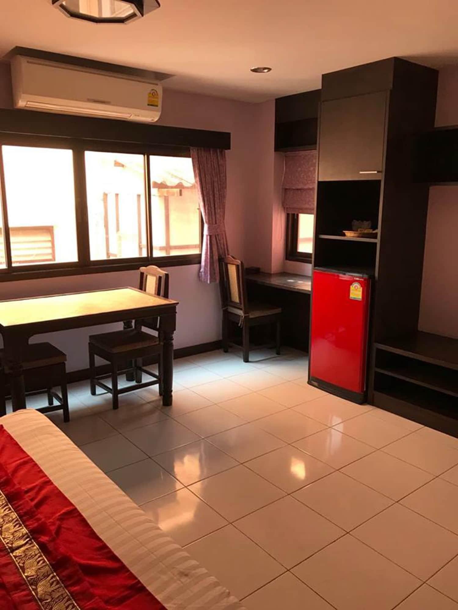 Zip & Restaurant Hotel Pattaya