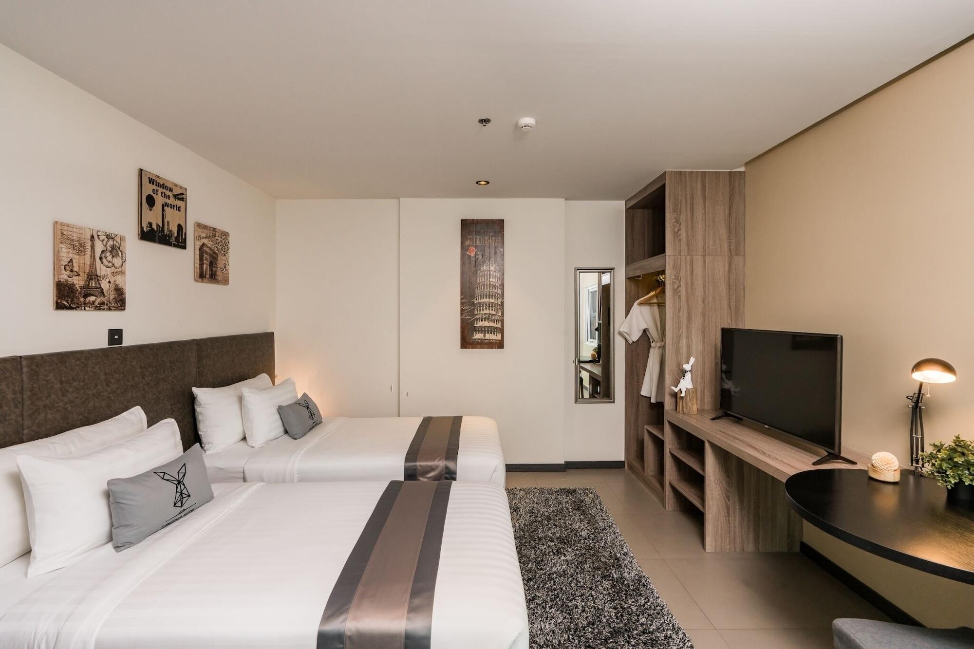 T Hotel 3*
