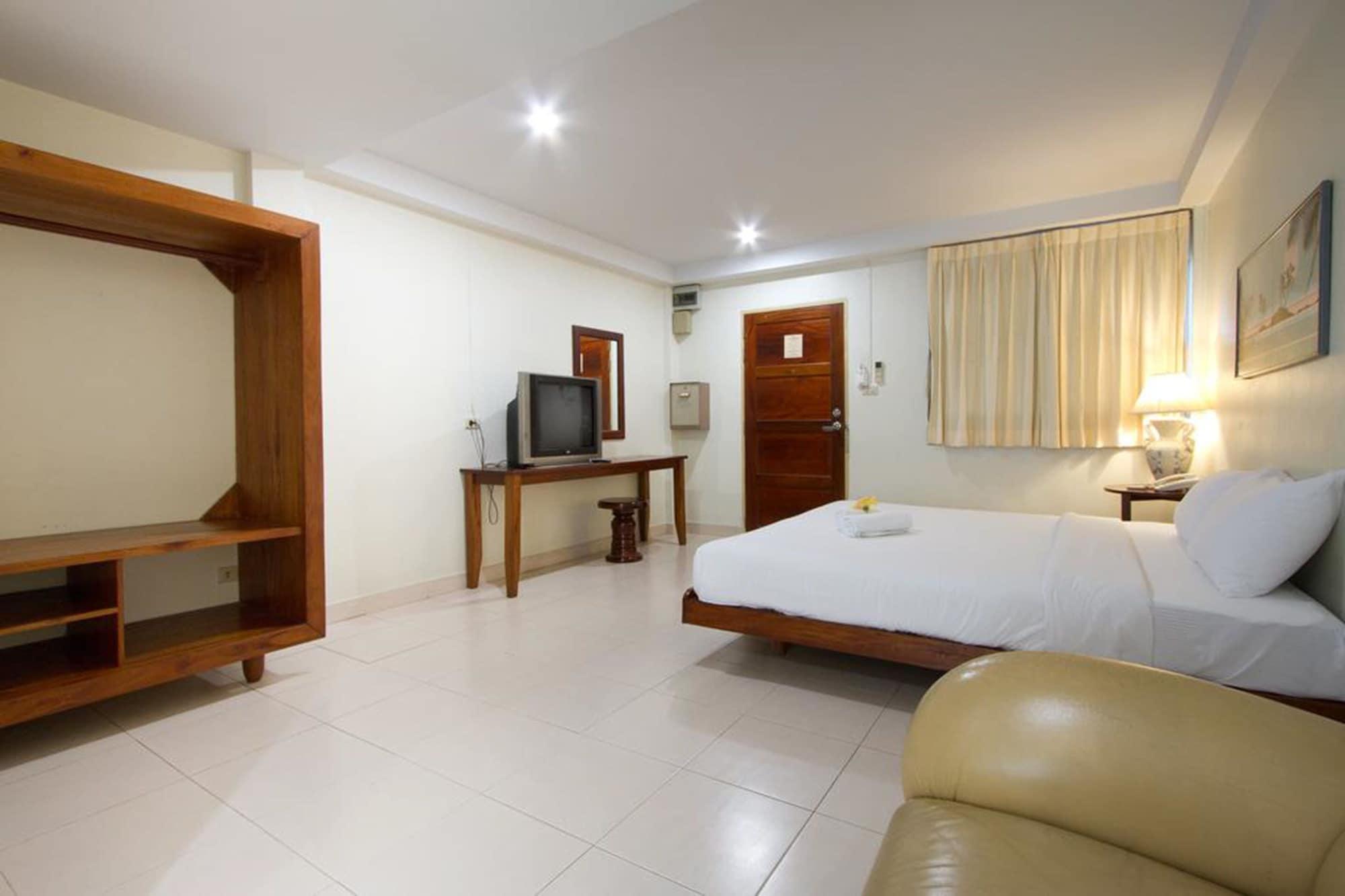 Sawasdee Place 3*