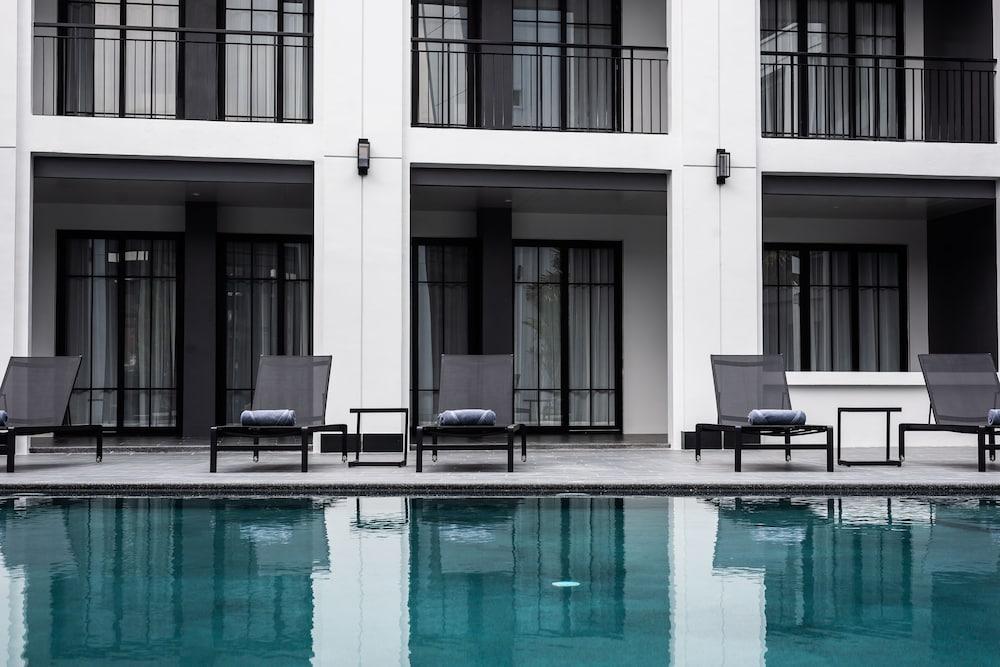Hotel One Patio - Sha Extra Pattaya