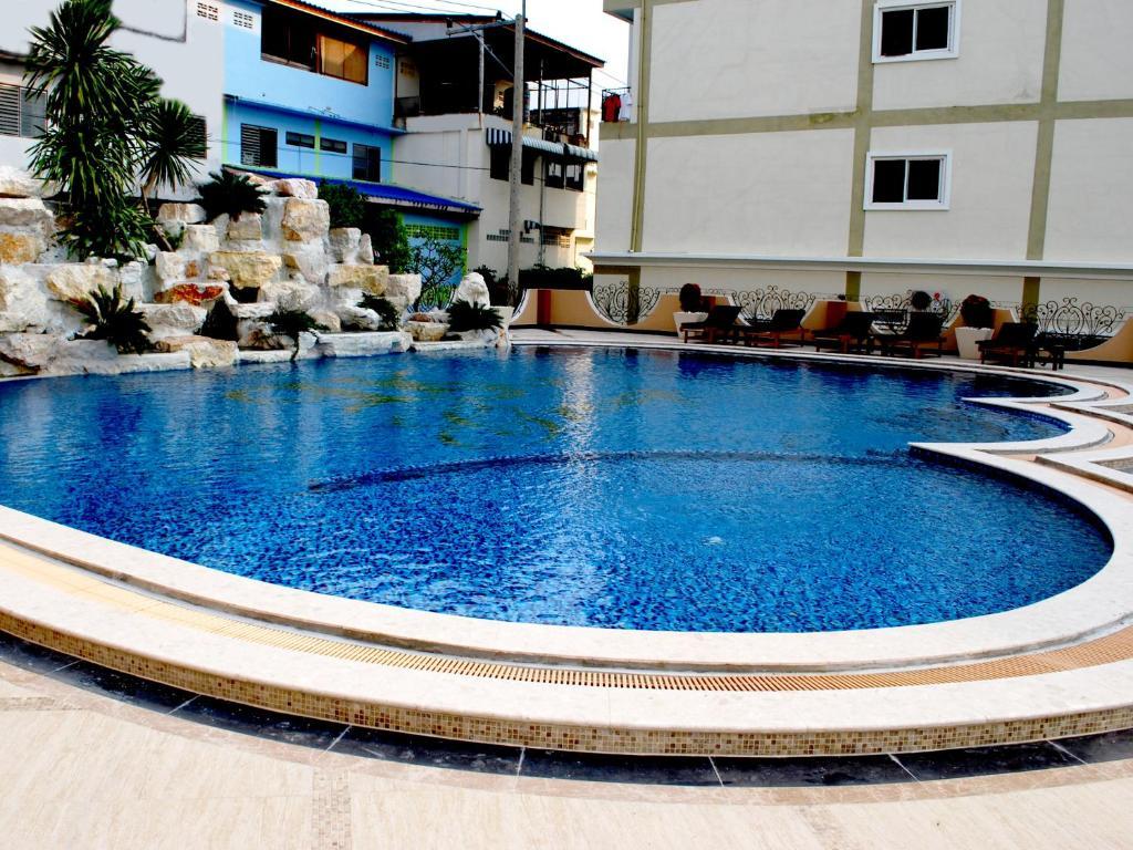 Lk Grand Living Place Hotel Pattaya
