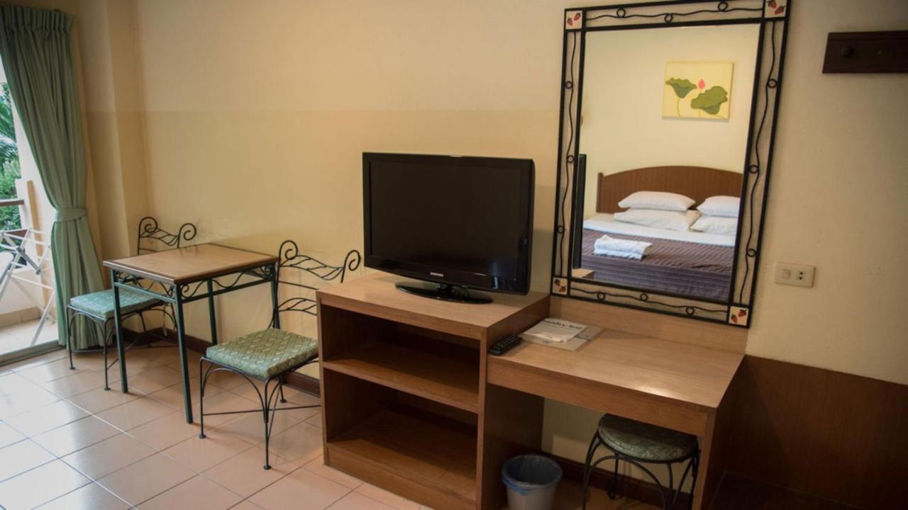 Opey De Place Hotel 3*