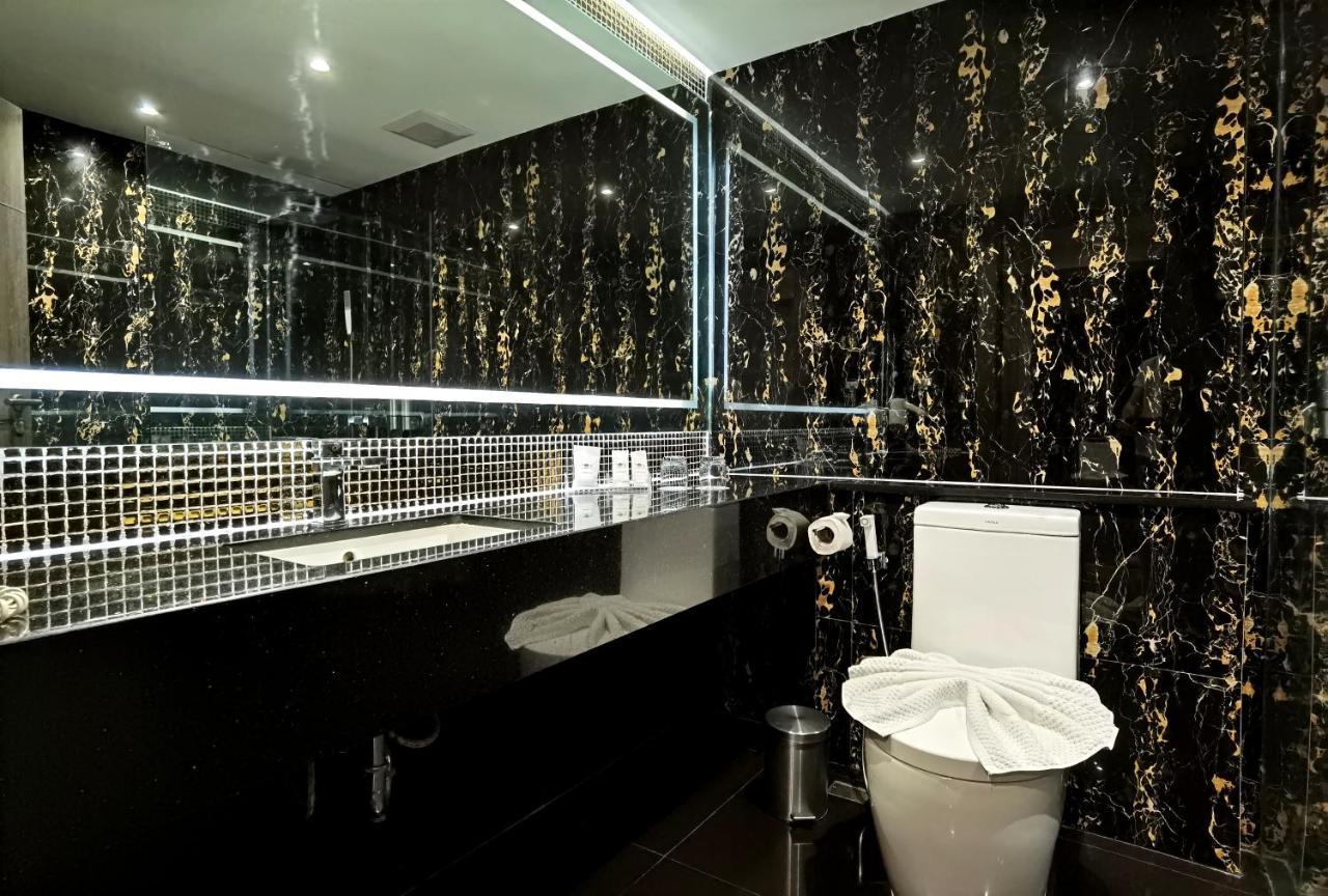 Nova Express Hotel 4*