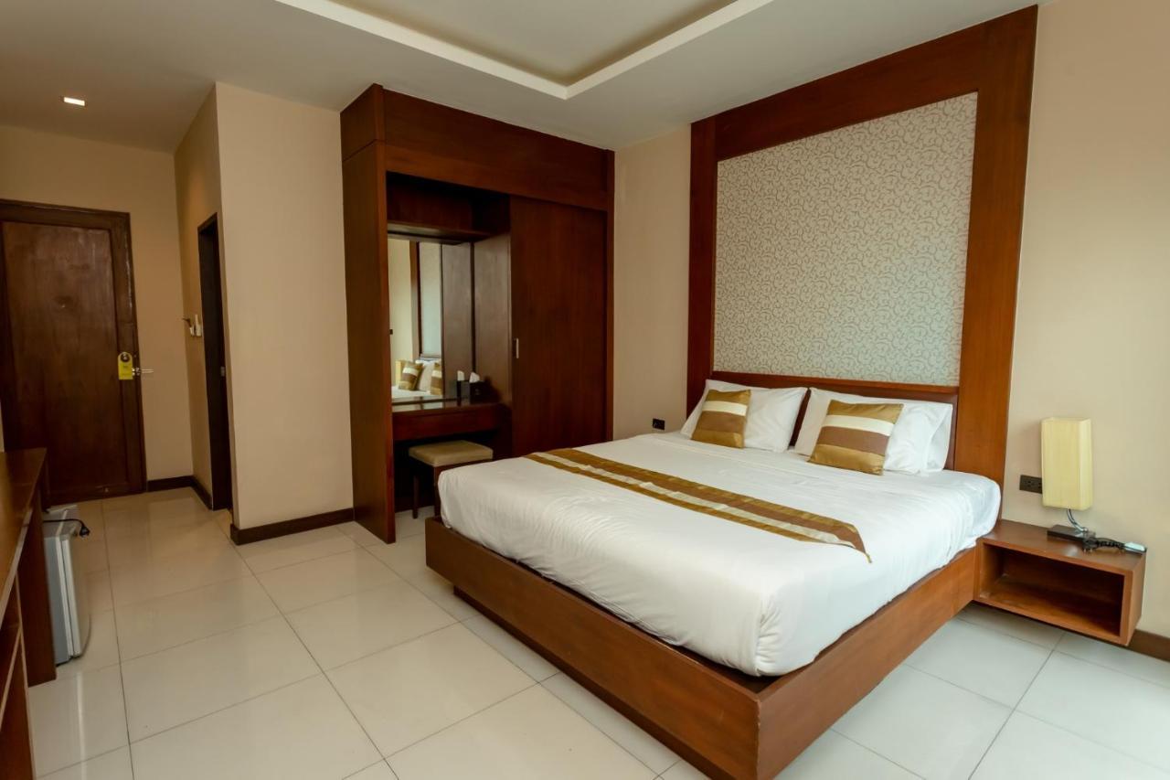 โรงแรม Honey