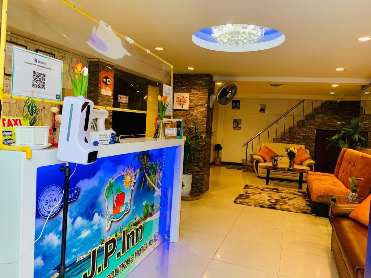 J P Boutique 3*