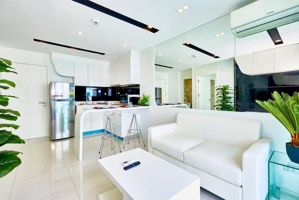 Apartment Center By Tech Pattaya
