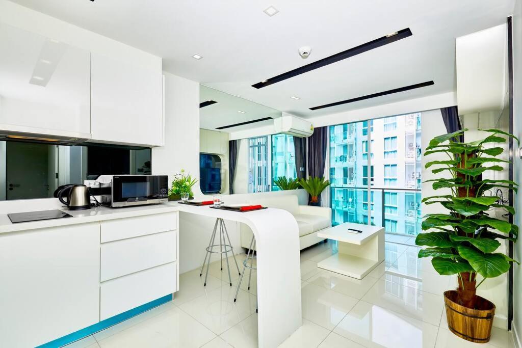Center By Tech Apartment *
