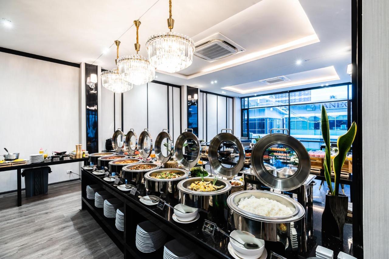Hotel One Patio - Sha Extra Pattaya