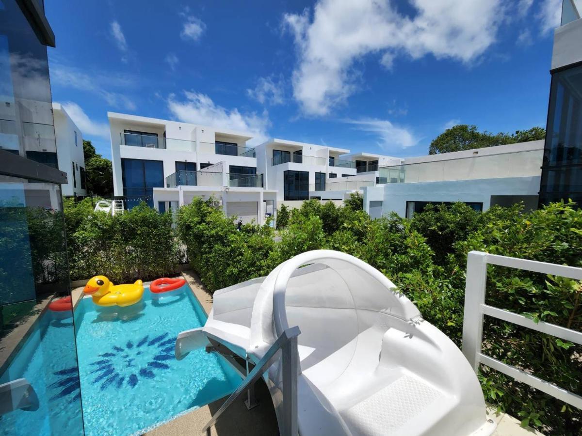 Villa Rain Story Pool Villas *