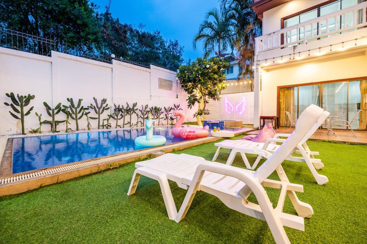 Fairy Hill Pool Villa *