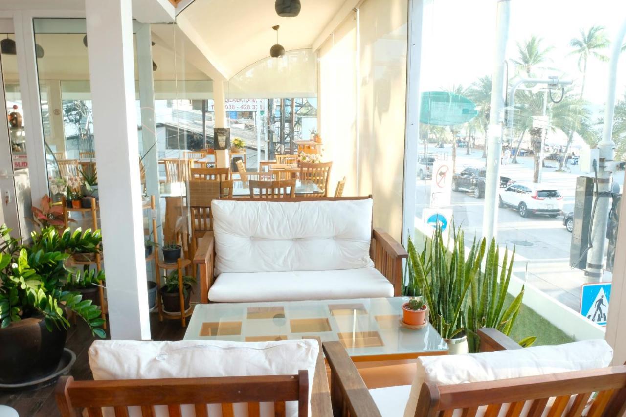 Hotel The Front Resort, 3*