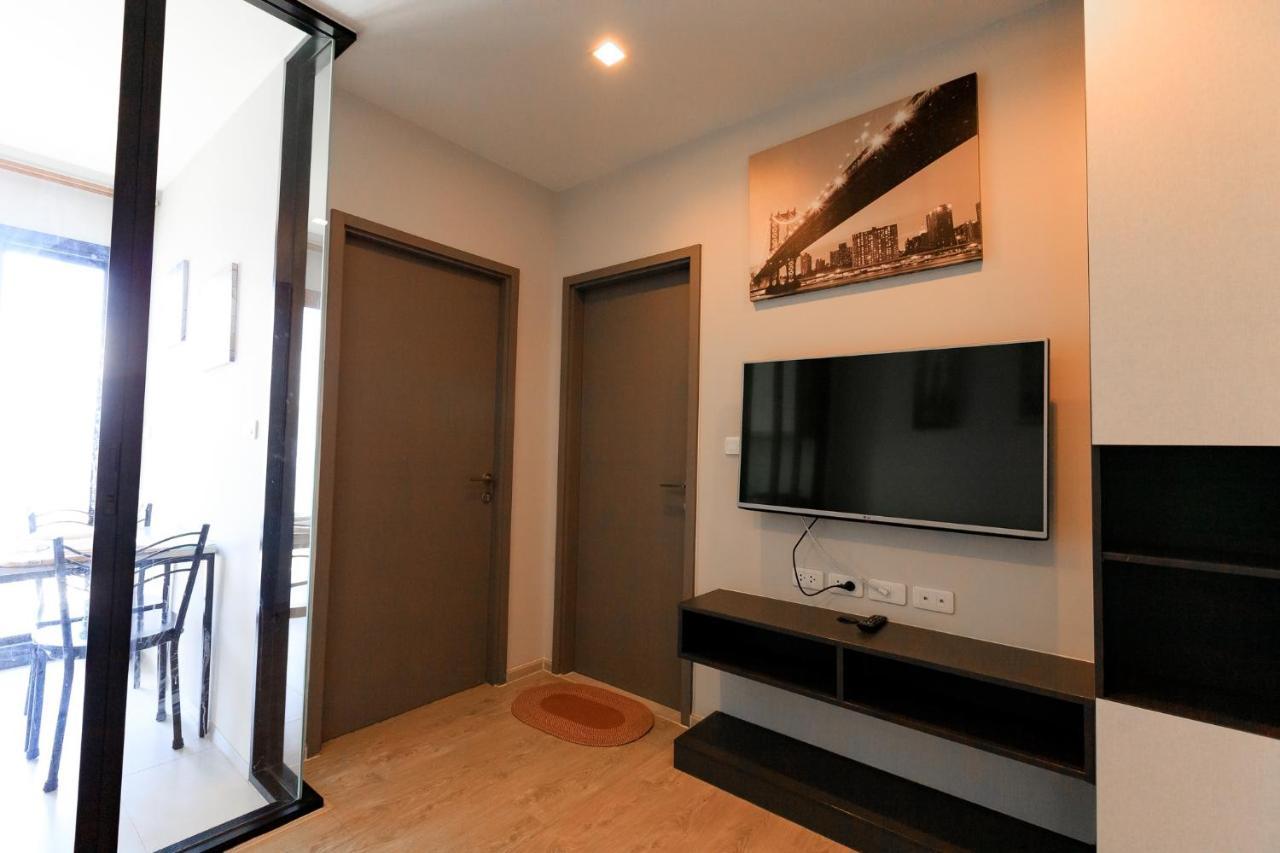 Apartment The Base At Pattaya